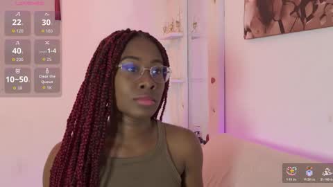 Snapshot of im_ariana chatting on November 2025 12:05:02 PM Ariana online show from November 2025 12:05:02 PM