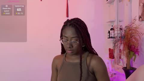 Snapshot of im_ariana chatting on November 2025 12:08:02 PM Ariana online show from November 2025 12:08:02 PM