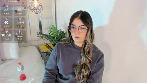 DAHLIA online show from October 2025 11:17:02 PM