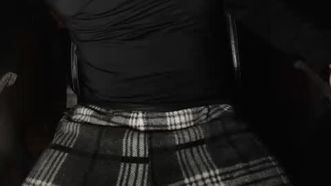 im_dave21 online show from April 2026 10:37:02 AM