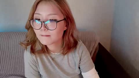 im_erica online show from October 2025 03:06:02 AM