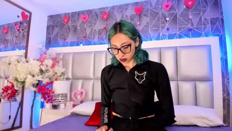  Im Gaia online show from February 2025 01:22:01 PM