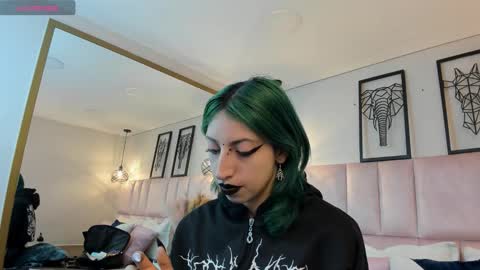  Im Gaia online show from November 2025 12:31:02 PM