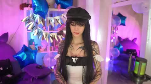 Anna  online show from October 2025 11:32:02 AM