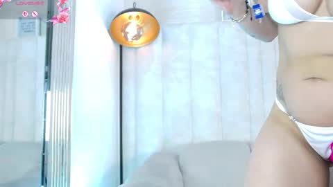 Snapshot of im_helina chatting on October 2025 12:12:02 PM Helina online show from October 2025 12:12:02 PM