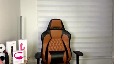 Laia online show from January 2025 11:00:01 AM