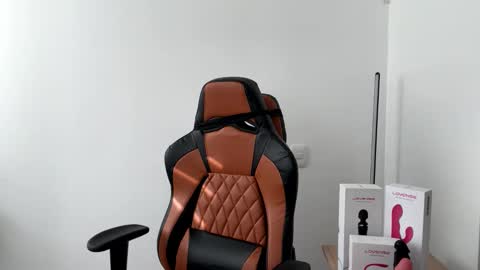 Laia online show from January 2025 09:15:02 PM