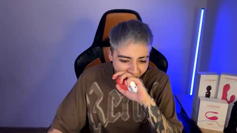 Laia online show from February 2025 02:17:02 AM