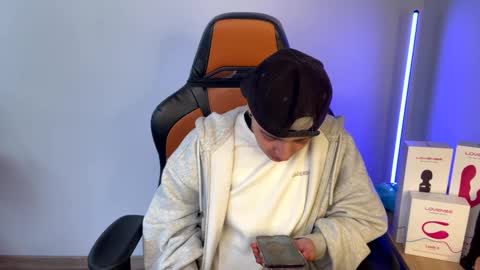 Laia online show from February 2025 09:18:02 PM