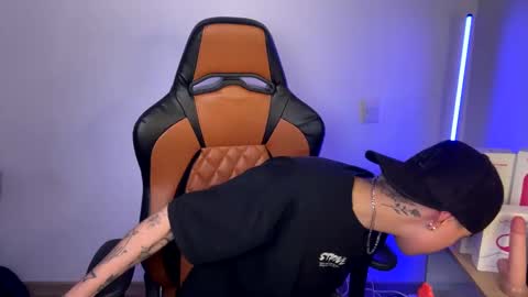 Laia online show from February 2025 02:25:01 AM