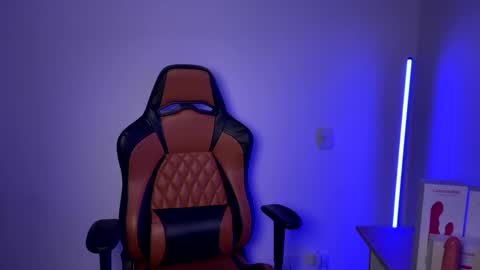 Laia online show from March 2025 05:50:02 AM