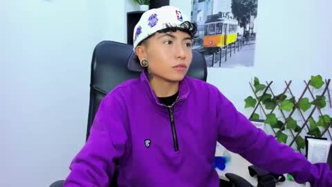 mathias online show from November 2025 04:24:02 AM