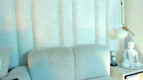 im_miadoll online show from June 2026 01:04:01 PM