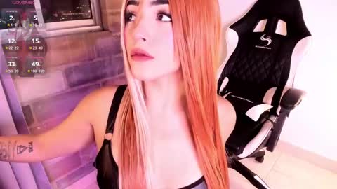 Scarlet  online show from October 2025 12:43:02 AM