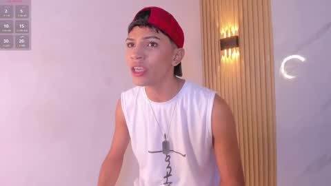 im_sebaslopez online show from February 2025 03:34:02 AM