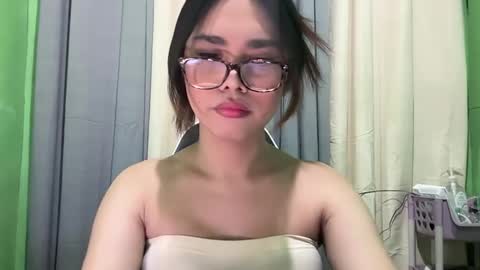 Snapshot of im_ur_future_wife69 chatting on May 2026 07:37:02 AM im_ur_future_wife69 online show from May 2026 07:37:02 AM