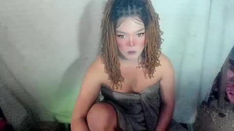 Snapshot of im_ur_hot_ella chatting on August 2026 04:12:02 AM ella may online show from August 2026 04:12:02 AM