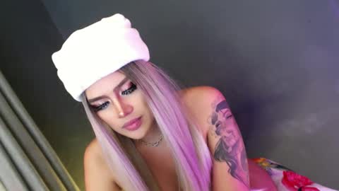 Snapshot of im_ur_nightmare chatting on December 2024 05:15:01 AM Candy Moore online show from December 2024 05:15:01 AM