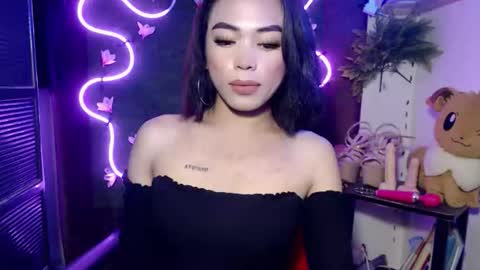 Snapshot of im_urlovergirlxxx chatting on November 2025 04:56:02 AM Hii love online show from November 2025 04:56:02 AM