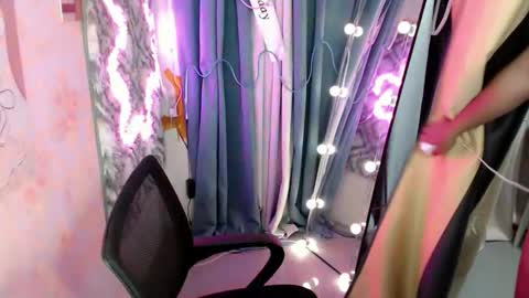 im_urloving_mama69 online show from December 2025 04:35:02 PM