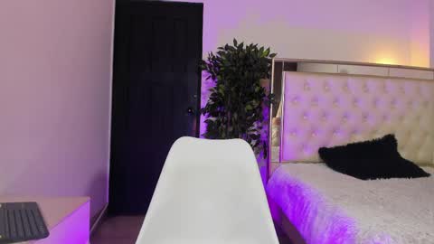 im_xandersmith online show from April 2026 07:19:01 PM