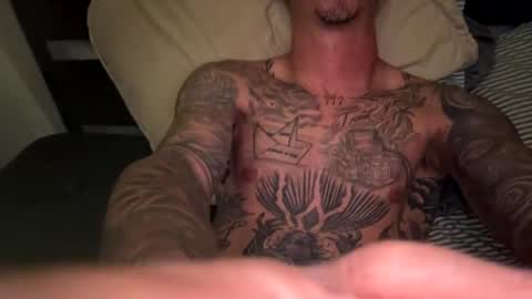 imallyours232323 online show from October 2025 04:00:02 AM