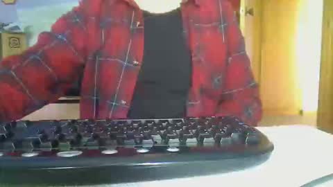 Snapshot of imaussiechris chatting on November 2025 10:34:02 PM Aussie Guy online show from November 2025 10:34:02 PM