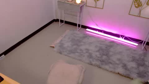 Snapshot of imdestined_foryou chatting on December 2024 02:02:01 PM Ashley online show from December 2024 02:02:01 PM