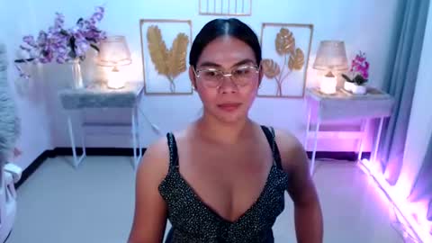 Snapshot of imdestined_foryou chatting on December 2024 10:39:01 AM Ashley online show from December 2024 10:39:01 AM