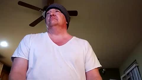 Iminyourroom online show from November 2025 05:51:02 AM