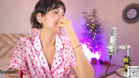 imjess_ online show from September 2025 02:00:01 PM