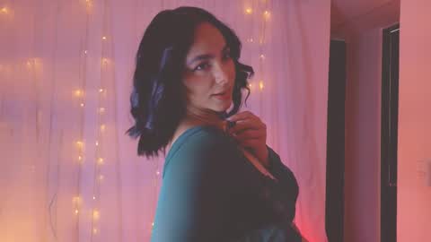 Leana online show from March 2026 08:04:02 PM