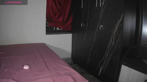 ROSE online show from November 2025 06:17:01 PM