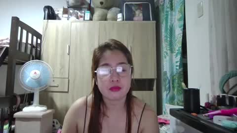 Snapshot of immaculate02 chatting on December 2024 04:53:01 AM Immaculate02 online show from December 2024 04:53:01 AM