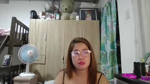 Snapshot of immaculate02 chatting on December 2024 09:07:02 AM Immaculate02 online show from December 2024 09:07:02 AM