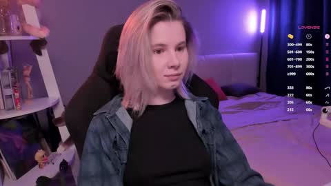 Mia online show from April 2026 10:19:02 AM