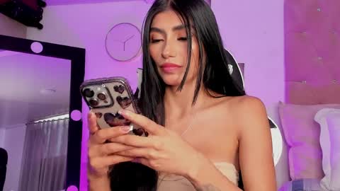 imtami04 online show from April 2026 08:06:02 PM