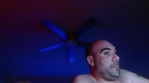 I use to be imeverythingandnothing online show from February 2025 01:32:01 AM