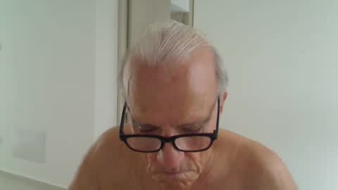 Snapshot of incendiado chatting on November 2025 03:12:02 PM incendiado online show from November 2025 03:12:02 PM