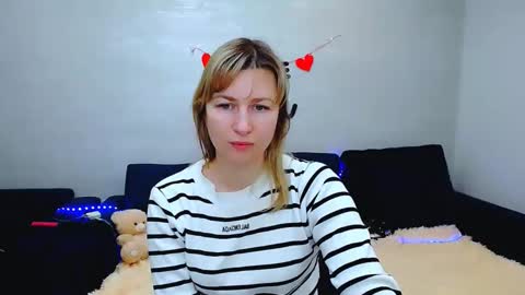 incredible_ariela online show from February 2026 11:43:02 AM
