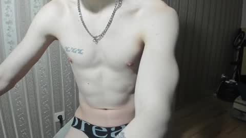 Snapshot of incredibleguy1 chatting on March 2025 01:15:01 AM IncredibleGuy online show from March 2025 01:15:01 AM