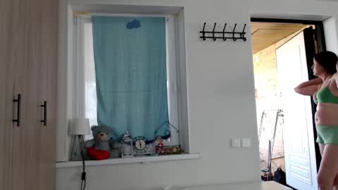 Snapshot of increible_della chatting on May 2026 09:15:01 AM Della online show from May 2026 09:15:01 AM