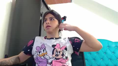 Snapshot of incubus_couple1 chatting on January 2025 04:02:01 AM incubus_couple1 online show from January 2025 04:02:01 AM