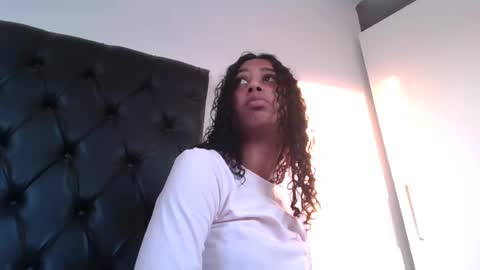 Snapshot of indanbella19 chatting on June 2026 05:06:02 AM indanbella19 online show from June 2026 05:06:02 AM