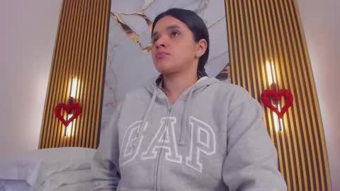 Indi Catalina online show from March 2026 01:44:02 PM