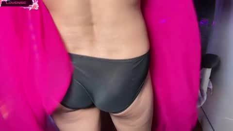 Ayesha online show from April 2026 07:58:01 PM