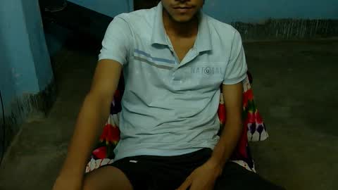 Snapshot of indian_bengali_boy chatting on October 2025 11:23:02 AM Suman Leo online show from October 2025 11:23:02 AM