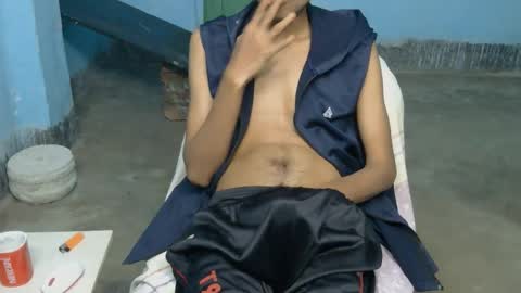 Snapshot of indian_bengali_boy chatting on November 2025 07:16:02 PM Suman Leo online show from November 2025 07:16:02 PM