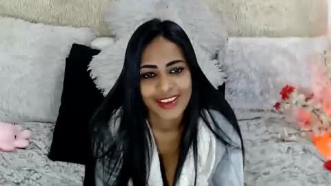 Jazmin online show from October 2025 09:34:01 PM