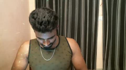 indian slim boy with big for u online show from June 2026 01:19:01 AM